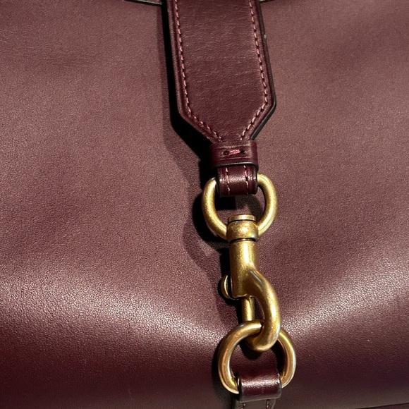 Coach Hamptons Hobo Bag Re-Edition 2005 Black Currant Gold Clasp - Picture 9 of 12